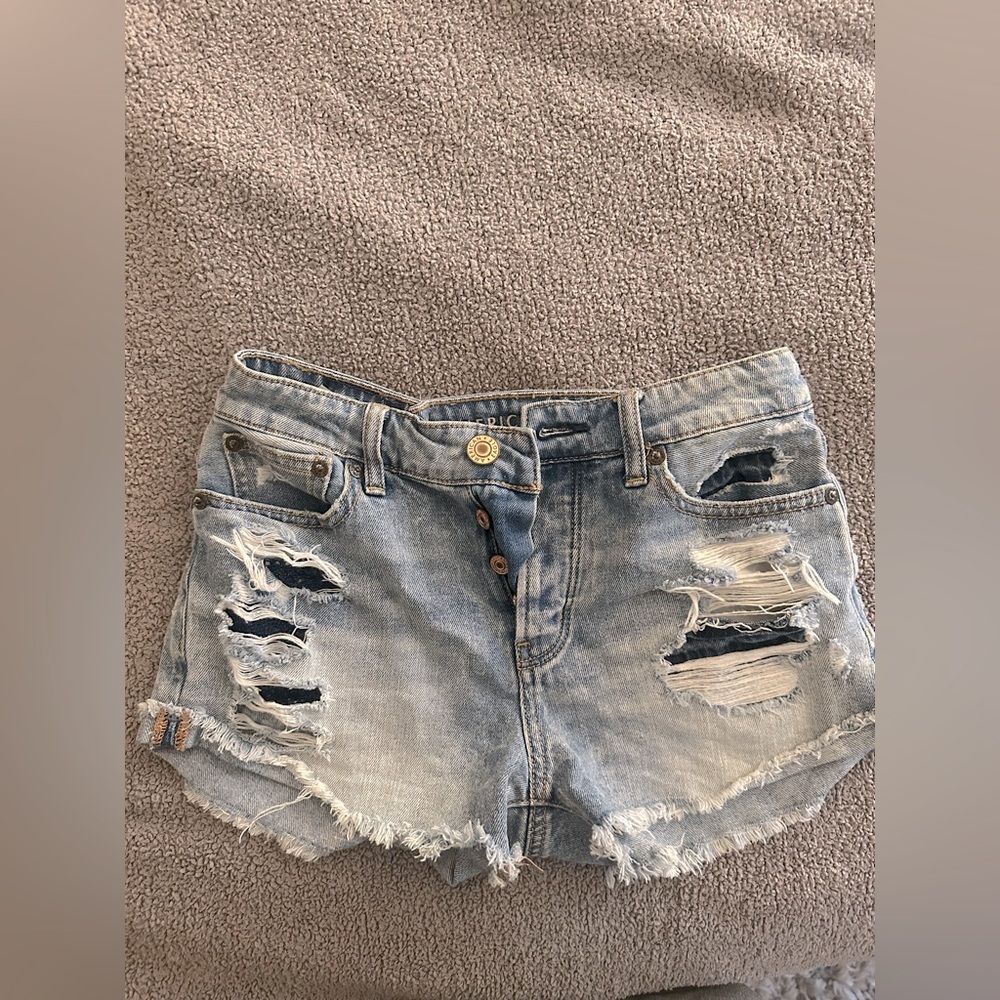 American Eagle Distressed Jean Shorts Size 00